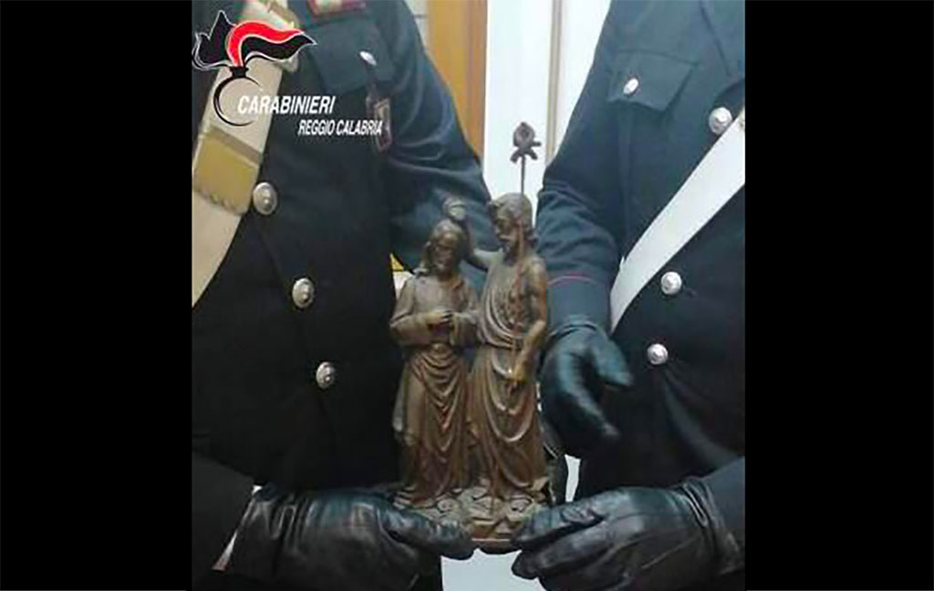 statuetta-rubata.jpg