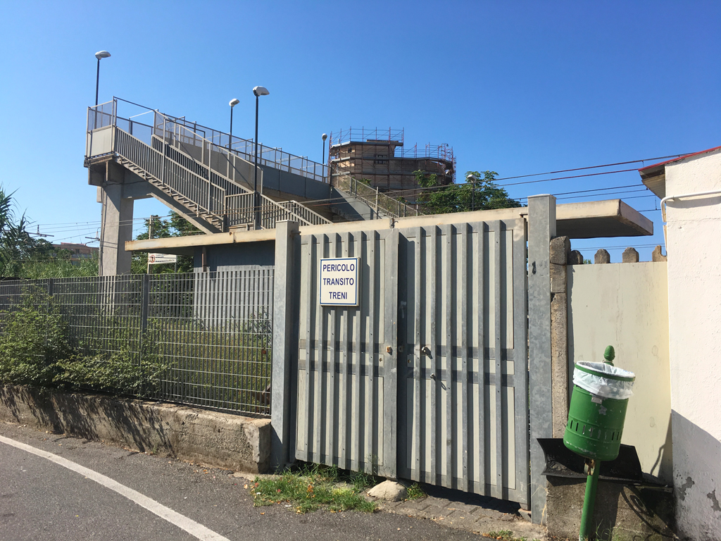 stazione-ferroviaria-Falerna-Scalo.jpg