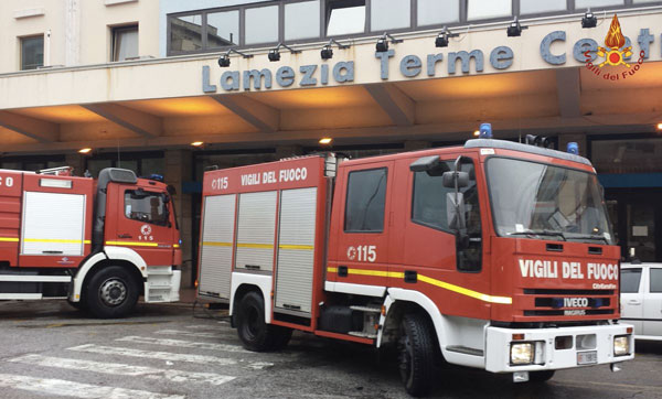 stazione-lamezia-centrale-vigili-del-fuoco.jpg