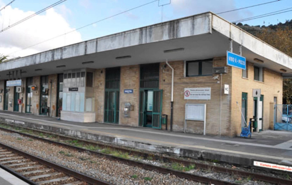 stazione-vibo-pizzo-280918.jpg