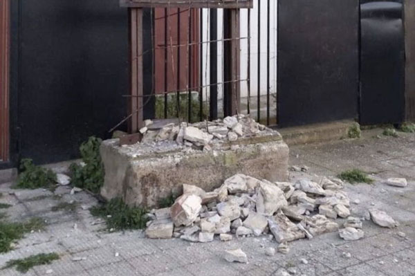 Danneggiata stele ricordo giocatore morto a Reggio, identificati e denunciati 7 minorenni