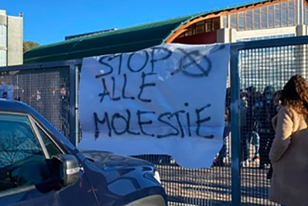 Presunte molestie in liceo a Castrolibero, ragazza che ha esposto denuncia sentita da Pm