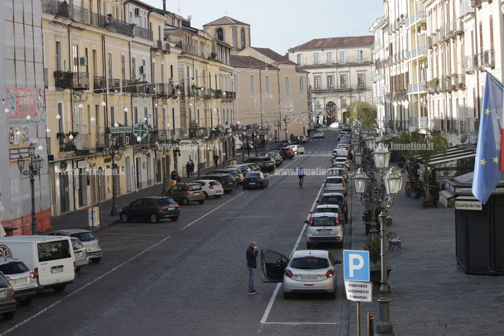 strade-vuote-lamezia-natale-20204.jpg