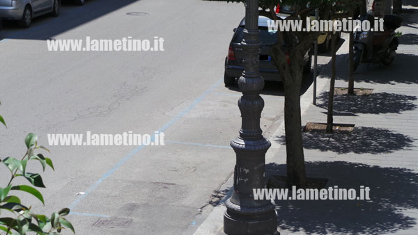 Lamezia. Parcheggio strisce blu, sempre più necessaria installazione parcometri