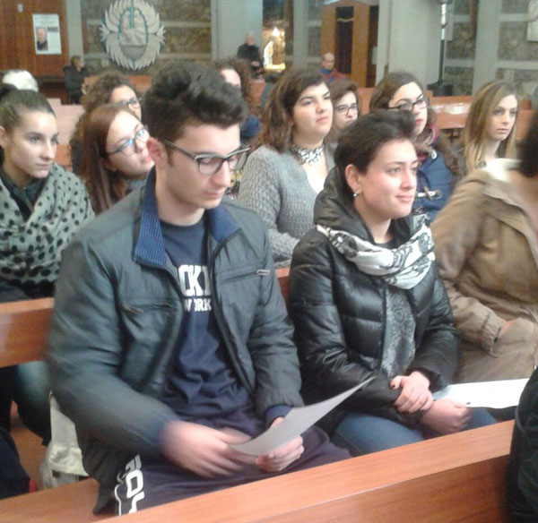 Lamezia: riflessione sul Natale alla Chiesa del Rosario per gli studenti del Campanella