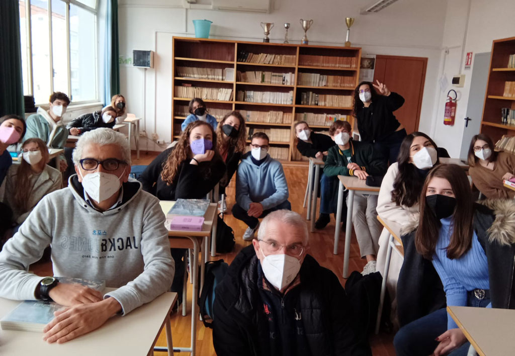 Lamezia, il professore di anatomia Tullio Barni incontra i ragazzi del liceo "Fiorentino"