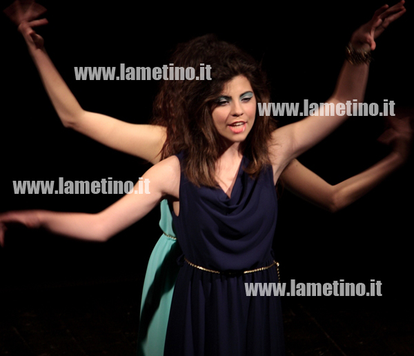 studenti-liceo-classico-spettacolo-la-maledizione-2.jpg