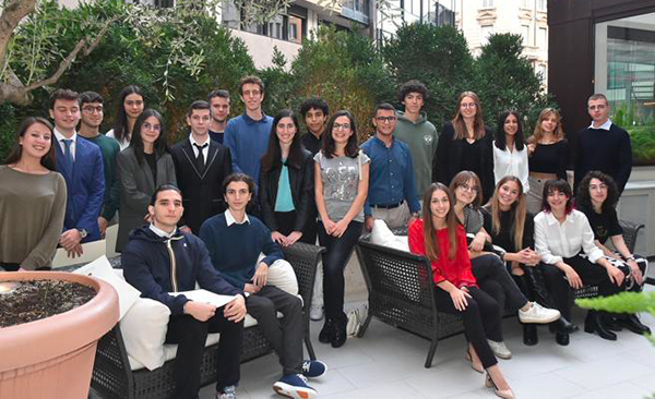 studenti-premiati_231c1.jpg