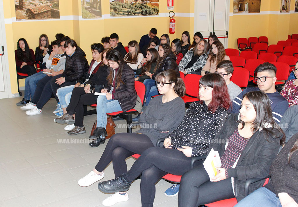 studenti.jpg
