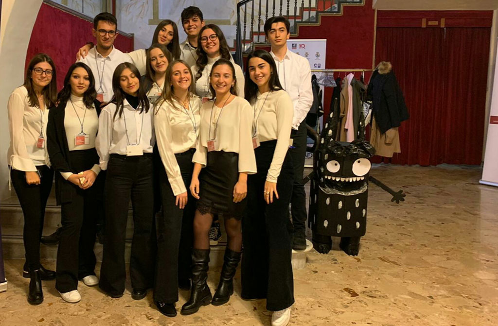 Lamezia, alternanza scuola-lavoro per studenti liceo Fiorentino a inaugurazione stagione teatrale Grandinetti