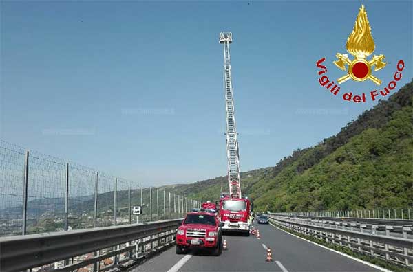 suicidio-a-pizzo20419.jpg