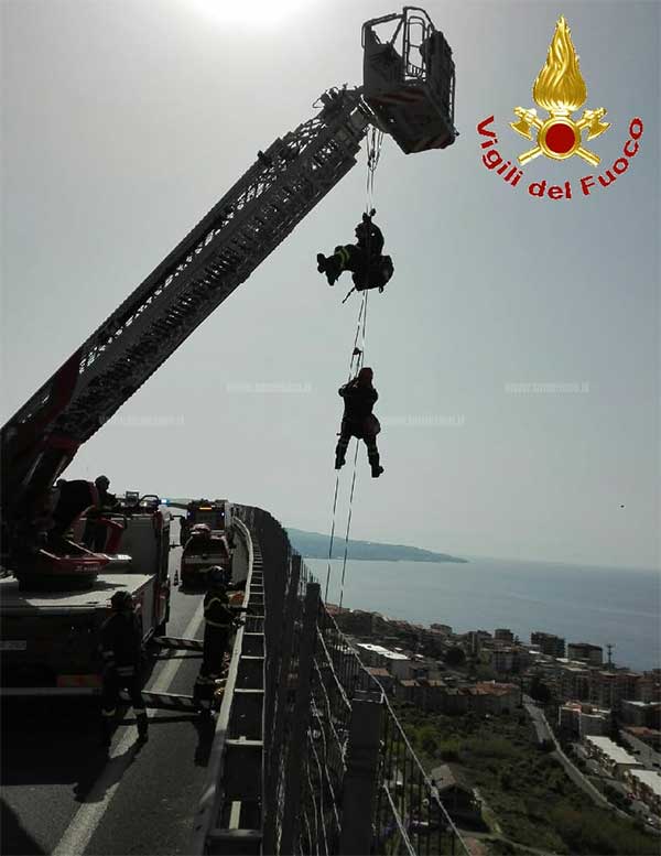suicidiopizzo20419.jpg