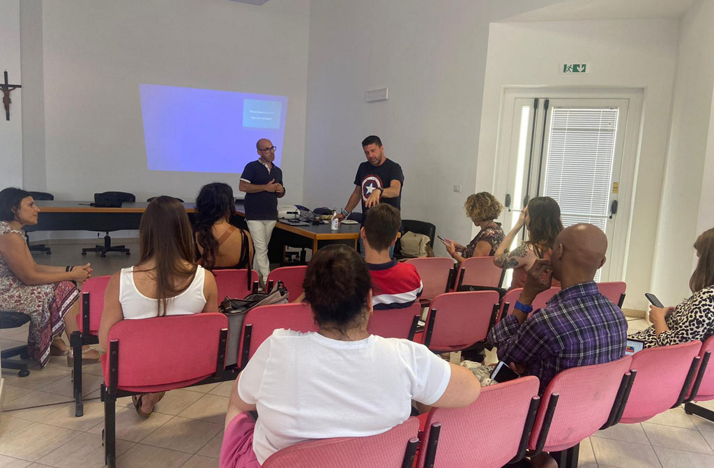 summer-school-calabria2022-07-07-5.33_eb72c.jpg
