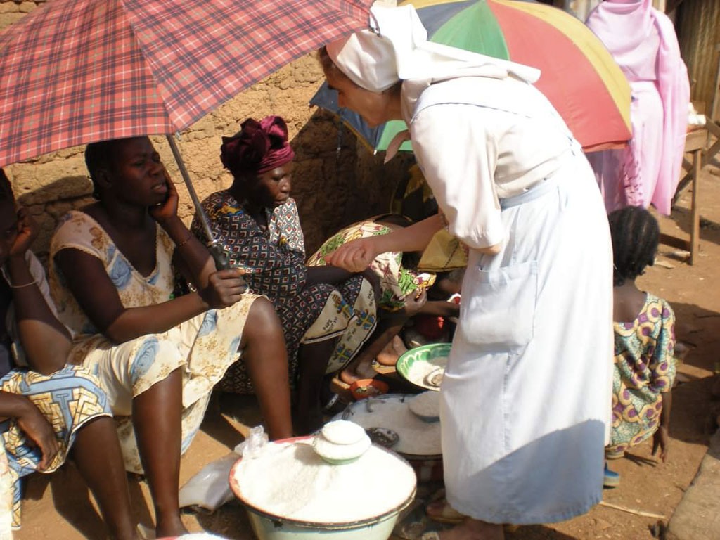 Addio a suor Graziana, da Lamezia all'Africa nel segno della solidarietà e dell'aiuto al prossimo