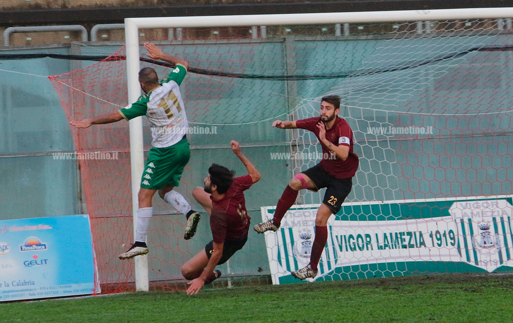 sventa-sulla-linea-un-gol-sicuro1.jpg