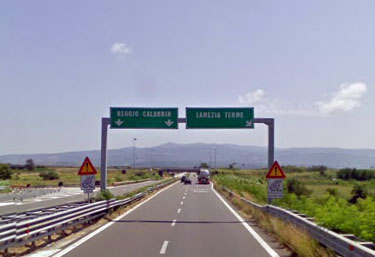 Lamezia, visita Papa: tutte le limitazioni al traffico su A3 e statali