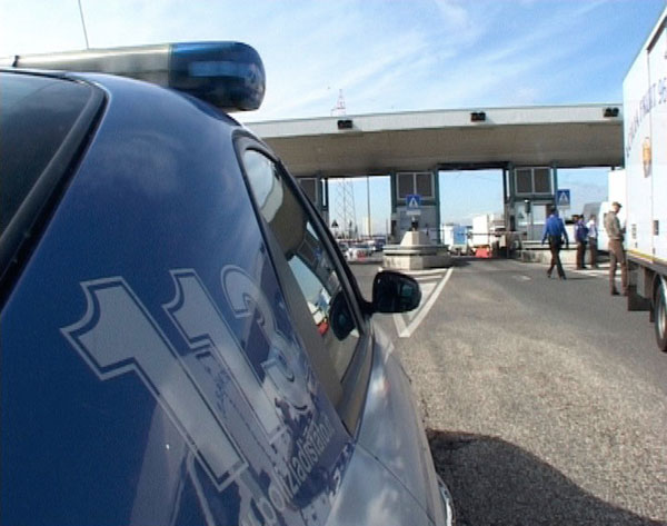 Calabria: Manomette tachigrafo del suo camion, denunciato 