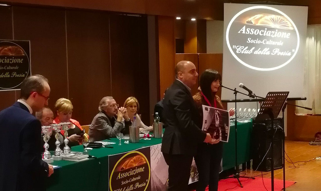 Menzione d'onore per la lametina Simona Barba Castagnaro con poesia dal titolo “Papà” a concorso nazionale a Rende