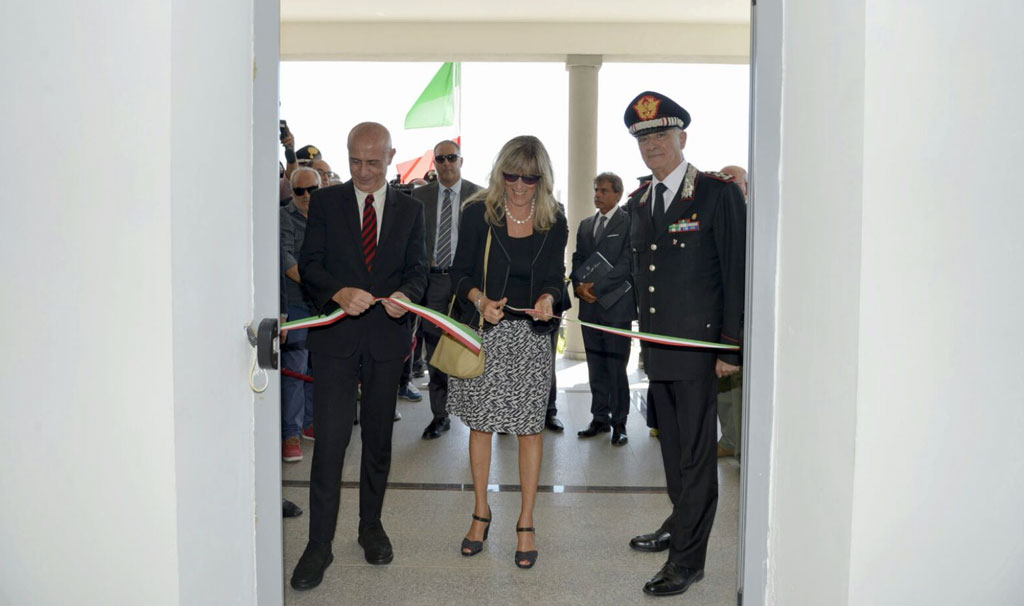 taglio-nastro.jpg