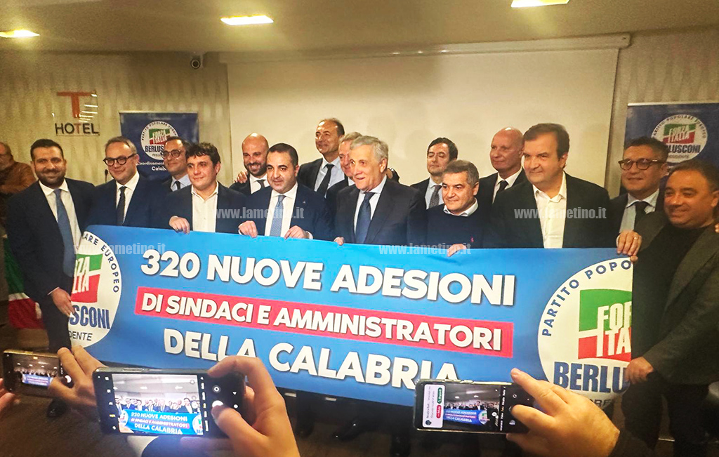 Lamezia, Forza Italia si rafforza in Calabria con 320 nuovi amministratori. Incontro con il ministro degli Esteri Tajani 