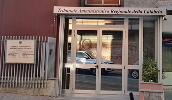 Lamezia, dopo ricorso attività commerciali il Tar autorizza vendita alcolici oltre le 22