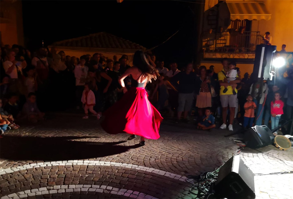 tarantella.jpg