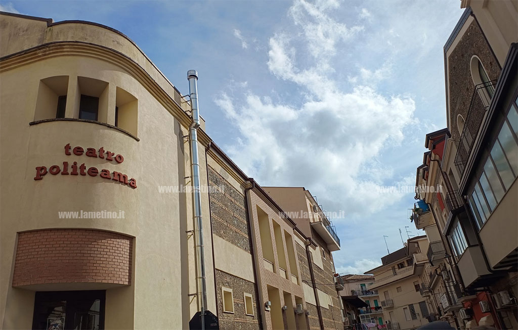 teatro-costabile_lamezia_2025_4b2d2.jpg