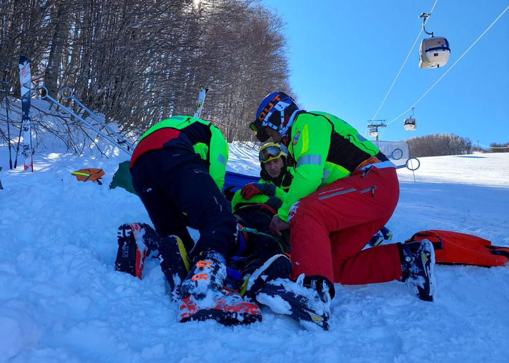 tecnici-soccorso-in-pista_6ed3c.jpg