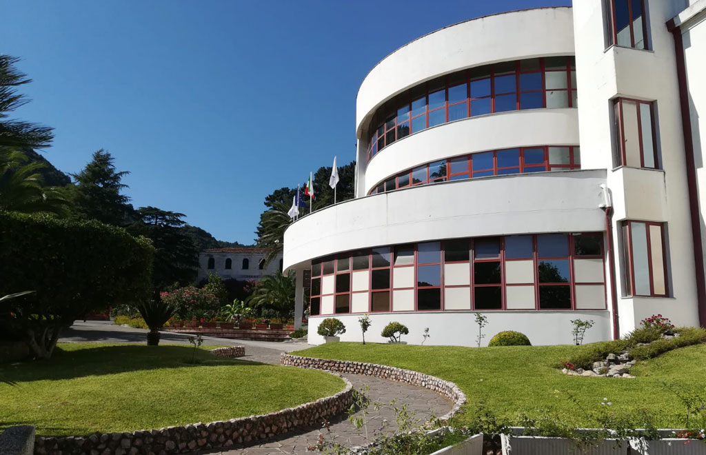 Lamezia, serata in vernacolo per la quinta edizione di "Liriche, note e… sotto le stelle di San Lorenzo": domani la presentazione