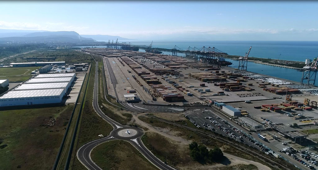 Tracciato il percorso per definire l’accordo tra autorità portuale Gioia Tauro e Corap