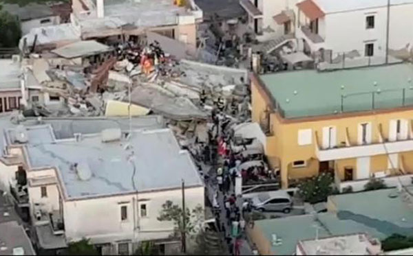 Terremoto a Ischia, anche due lametine sull’isola: “Tanta paura ma stiamo bene”