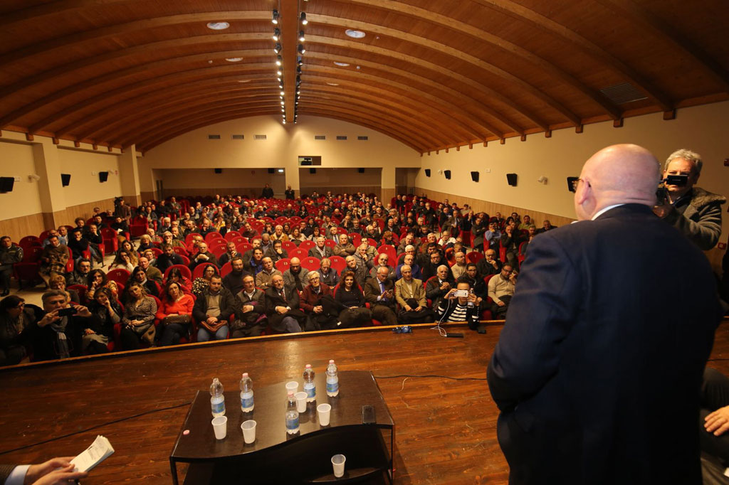 Oliverio a Rossano: “Parte oggi la costruzione della terza città della Calabria”