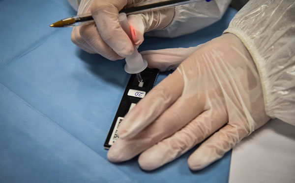 Covid, firmata circolare che autorizza uso in Italia test rapidi d'ultima generazione