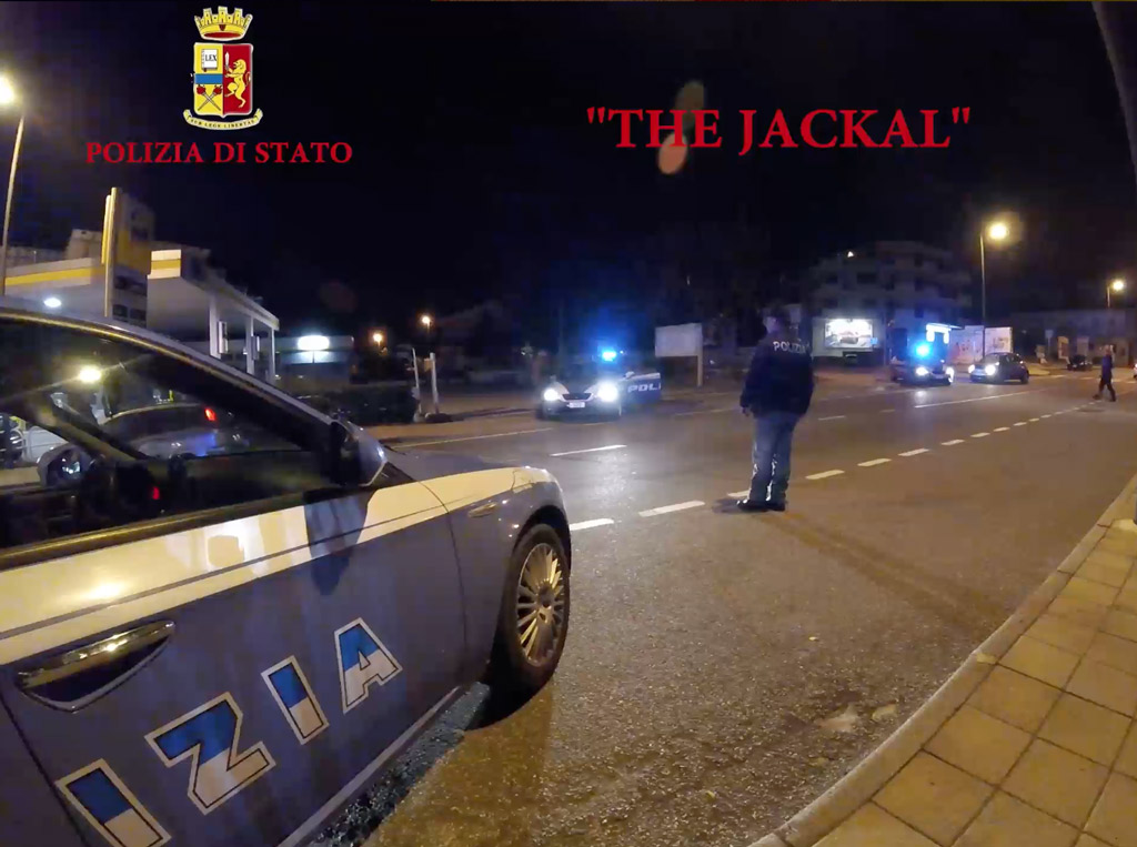 Operazione The Jackal, ecco come addestravano i bambini a rubare: "Abbassati sotto, attento che ti vede l’italiano"