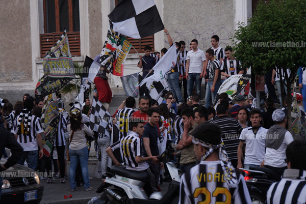 tifosi_juve_mag_2012_ok