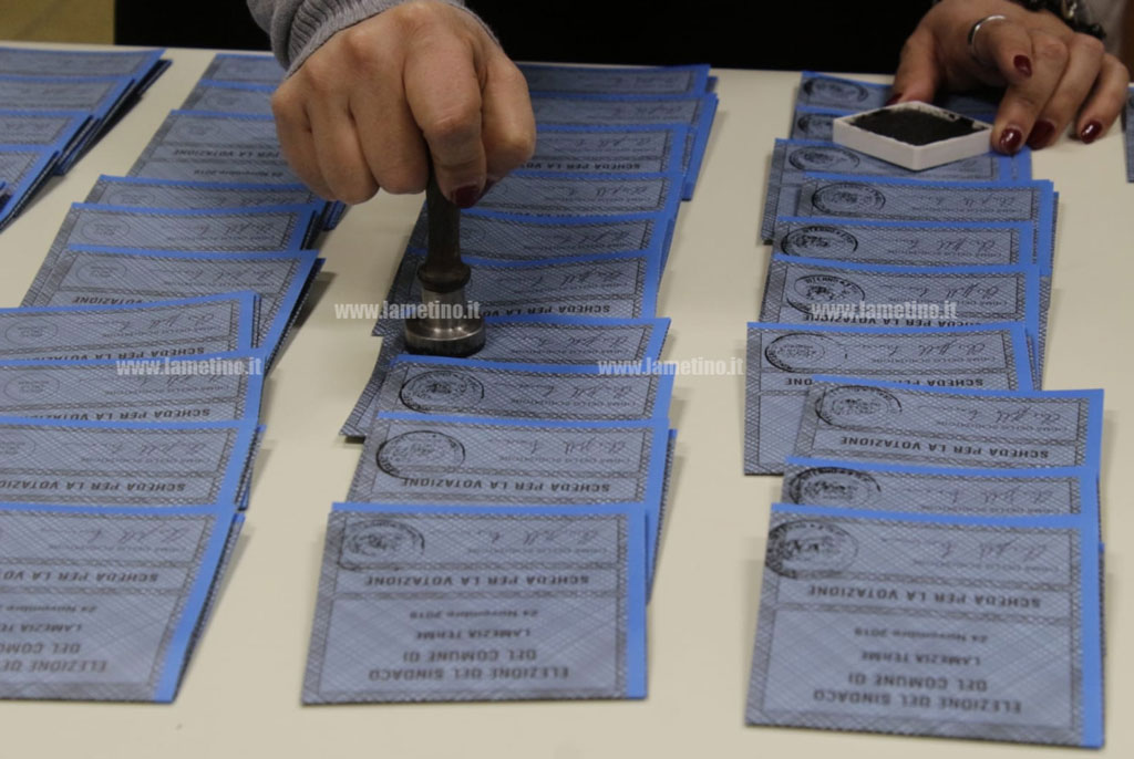 Lamezia, seggi aperti per il ballottaggio: si vota fino alle 23