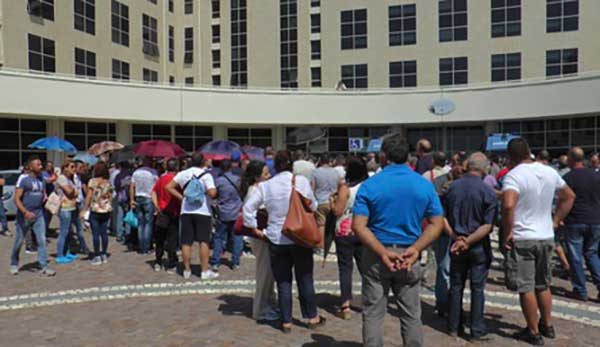 Tirocinanti Miur-Mibact, protesta in Regione