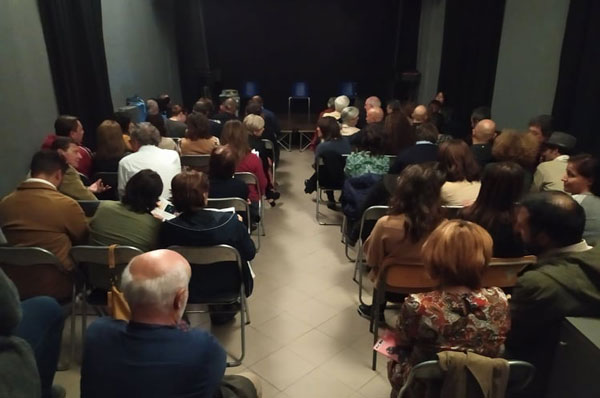 Lamezia, "Milf, mamma insegnami la felicità" in scena al Tip Teatro