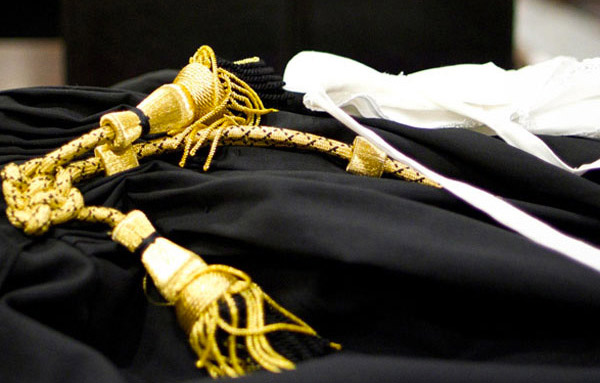 toga-avvocato-060419_12d09_f974b_6c29b_94e1c_c5bb0.jpg