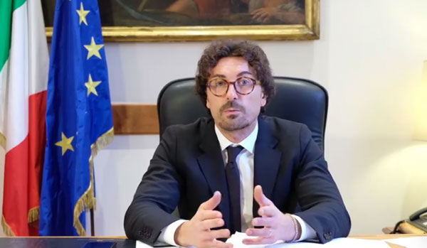Il ministro Toninelli a Catanzaro per visionare il ponte Morandi