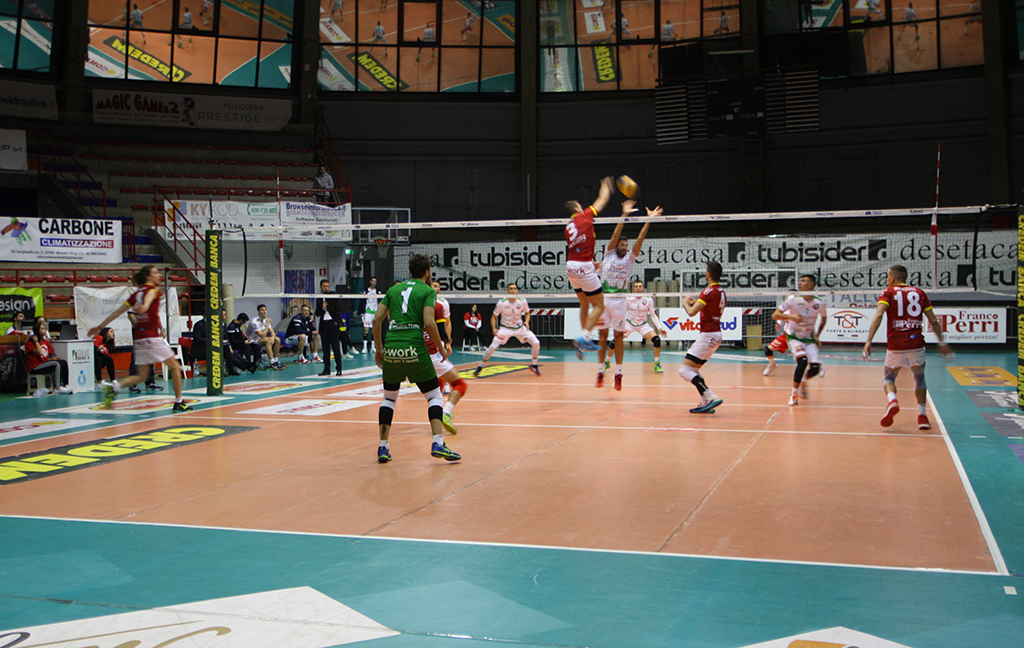 Volley, la Conad Lamezia battuta dalla Menghi Shoes Macerata