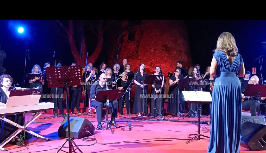 torre-musica7728e_c86a7.jpg