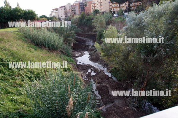 torrente-piazza-pulizia-nov-2012