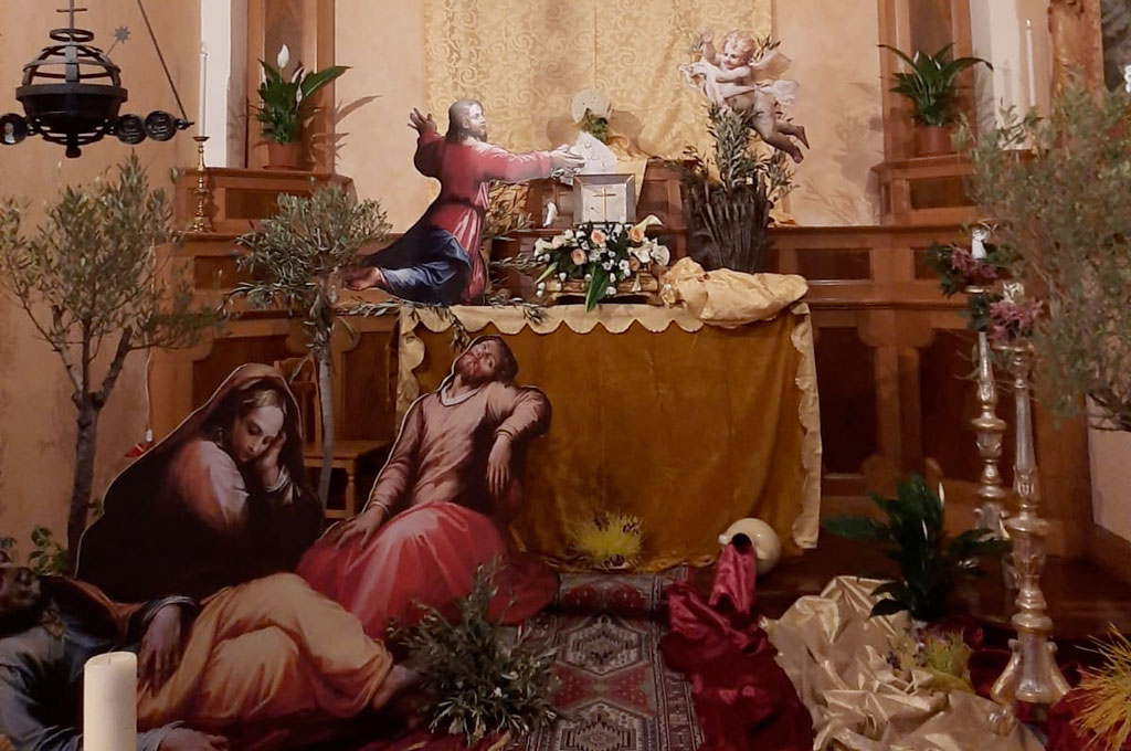 tradizione-sepolcro-lamezia-22_4e85b.jpg