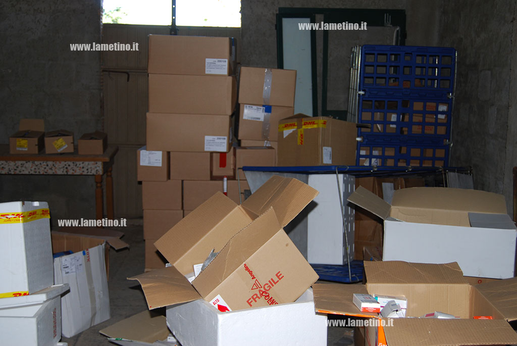 traffico-farmaci-17112015-10.jpg