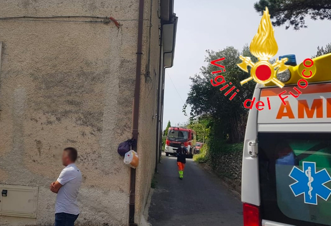 Morti per esalazioni tossiche a Paola, eseguiti gli esami sul mosto
