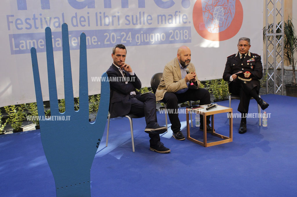 Trame 8, Ecomafie ed ecocriminali: "Reati ambientali, per anni si sono consumati crimini impuniti"