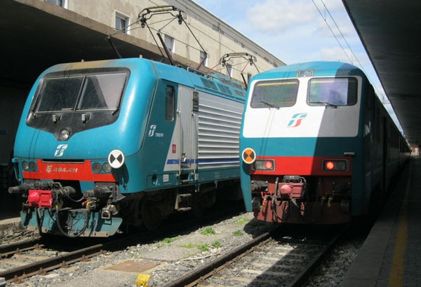 treni_b43ee.jpg