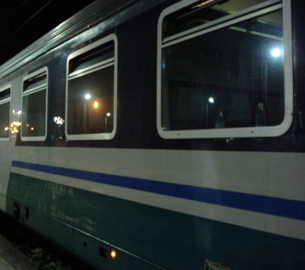 Calabria, Maltempo: treno fermo tre ore questa notte su linea tirrenica