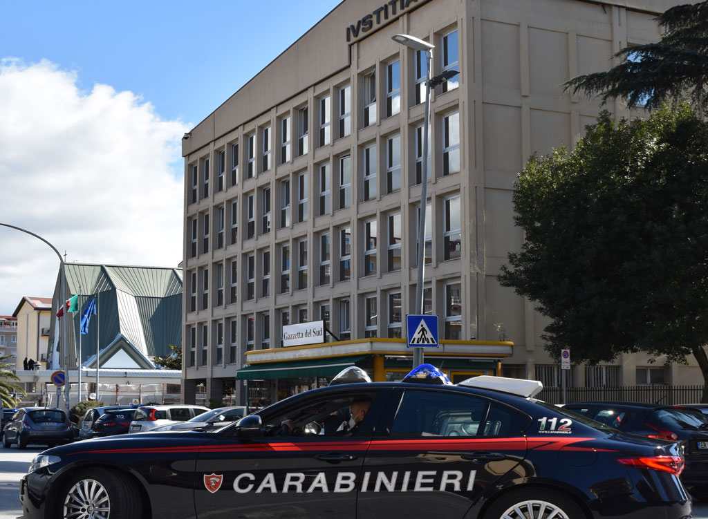Atti persecutori e lesioni alla compagna, ai domiciliari 42enne a Gizzeria